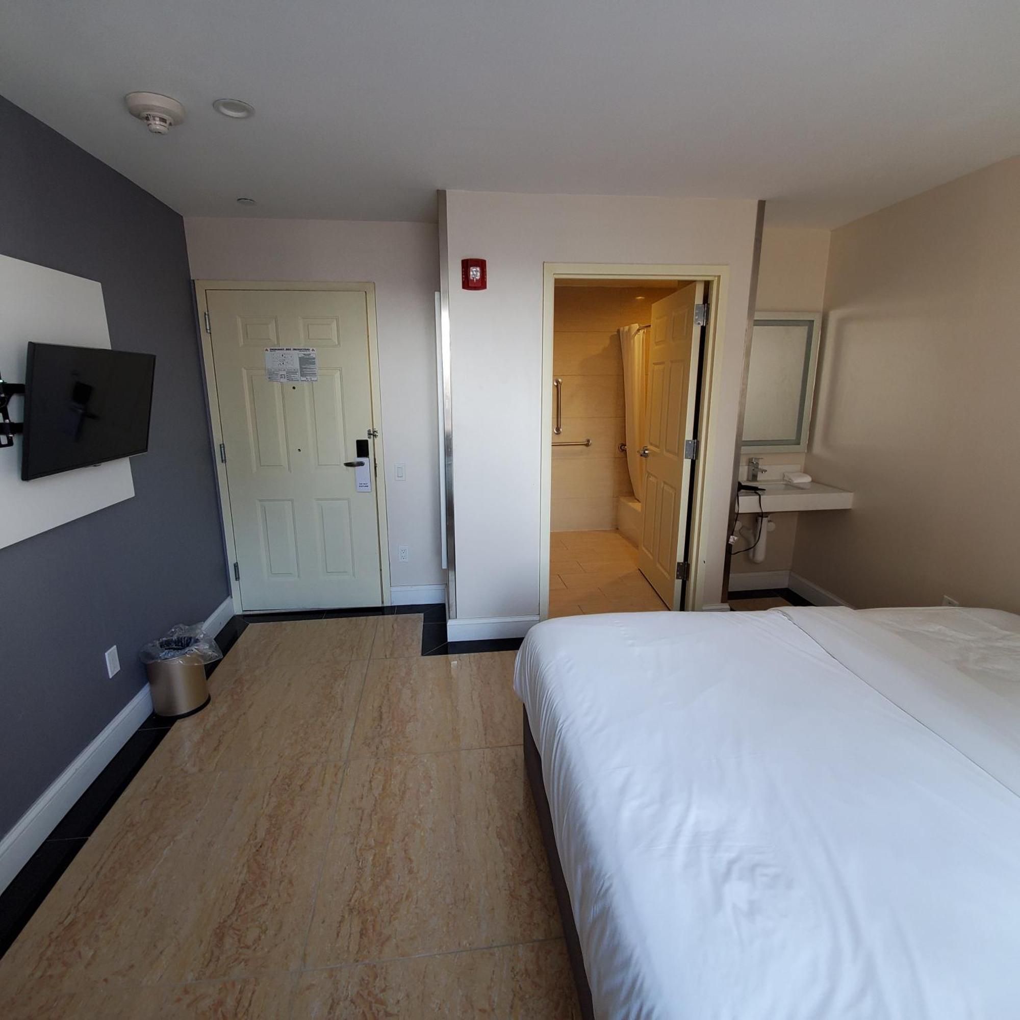 Mayfair Inn And Suites Nova York Exterior foto