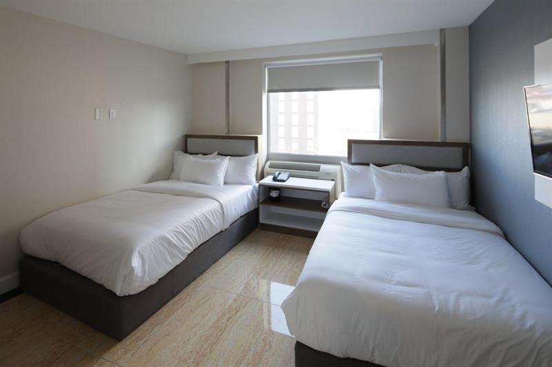 Mayfair Inn And Suites Nova York Exterior foto