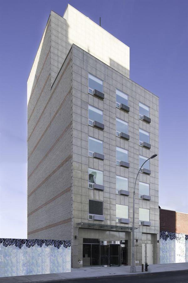 Mayfair Inn And Suites Nova York Exterior foto